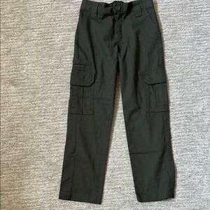 Dickies Kids Black Cargo Pants - size 8, slim straight style